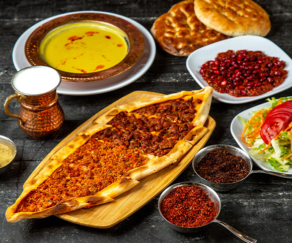 Türkiye’de Gastronomi Turu: Lezzet Dolu Bir Yolculuk